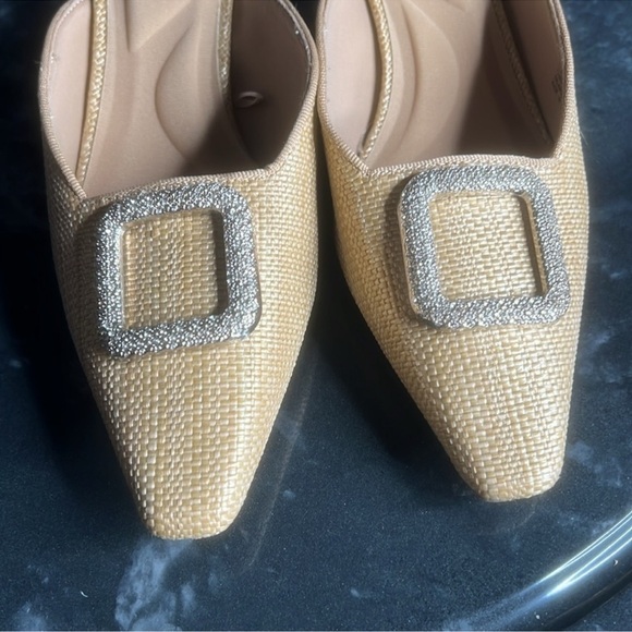 Ak anne klein iflex shoes aklaverne Nine West Gold Slip-On Mules - Picture 5 of 10